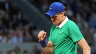 Roland-Garros 2025 : bousculé par le Français Arthur Rinderknech, Jannik Sinner réussit son entrée et retrouvera Richard Gasquet