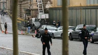 "C'est un peu désolant, surtout si on ne retrouve pas les bijoux" : les touristes dépités après le cambriolage du Louvre