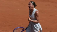 "Ce matin, à 100 mètres de la maison de mes parents, un missile est tombé" : une qualification pleine d’émotion à Roland-Garros pour l'Ukrainienne Marta Kostyuk