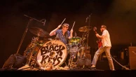 "No Rain No Flowers" : sortie du 13e album des Black Keys