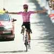 Richard Carapaz dompte ses compagnons d'échappée et remporte la 18e étape du Tour de France au sommet d'Orcières-Merlette
