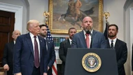 Le catcheur américain Triple H fait son entrée à la Maison Blanche pour faire la promotion d'un programme sportif