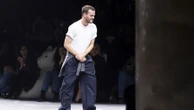 Pourquoi les débuts de Matthieu Blazy chez Chanel à la Paris Fashion Week féminine sont-ils tant attendus ?