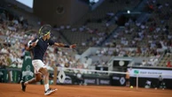 Le résumé du long bras de fer remporté au premier tour par Felix Auger-Aliassime dans le super tie-break du cinquième set