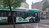"Ça me permet d'aller au travail sans avoir à chercher de place" : ces villes baissent les tarifs des transports en commun et attirent de nouveaux usagers