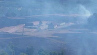 Incendie en Dordogne : les habitants de retour chez eux, des agriculteurs découvrent leurs parcelles carbonisées