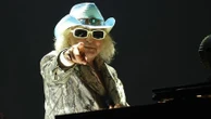 Michel Polnareff et sa relation avec la scène : "Au début, j'étais très timide sur scène"