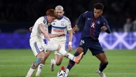 Ligue 1 : bousculé par Strasbourg, le PSG évite la défaite et conserve provisoirement la tête du championnat