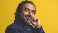 "Mon lieu pour écrire une chanson ? La couette" : le questionnaire de Proust d'André Manoukian, toujours amoureux de ses montagnes et de l'Arménie