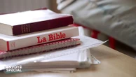 "Bouffée délirante aiguë", "désorientation totale"... Soumis par une église évangélique à une thérapie de conversion, ce jeune homosexuel aurait pu "finir en hôpital psychiatrique"