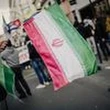 "S'ils ont vraiment besoin de soldats, je suis prêt" : ces Iraniens de France qui ont signé la campagne "Janfada" lancée par Téhéran pour défendre leur pays