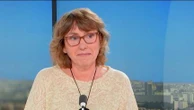 "Du coup”, “donc”, “wesh”... Le plus frappant ce sont les discours négatifs” analyse la linguiste Anne Abeillé