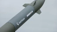 Au plus grand salon mondial de l'armement, l'armée opte pour le "100% Français"