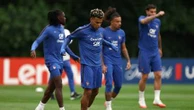 Ciel jaune, moral gris : les joueurs de l'équipe de France ont repris le chemin de l'entraînement à trois jours de la petite finale