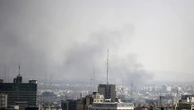 Conflit Israël-Iran : des "dizaines d'explosions" entendues à Téhéran, le Parlement et le siège de la police touchés par des frappes