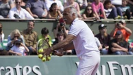 Roland-Garros 2025 : Mansour Bahrami, ancien finaliste en double à Paris, fait le show lors du tournoi des Légendes