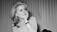 Catherine Deneuve (3/5) : en marge des conventions
