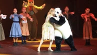 Chantal Goya annonce ne plus pouvoir chanter "Pandi Panda" car elle a perdu le costume de l’animal et lance un appel pour le retrouver
