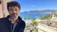 "On voulait parler de la masculinité et de la manière dont les choses changent aujourd'hui" : Rodrigo Sorogoyen, le réalisateur espagnol de "L'Etre aimé" avec Javier Bardem