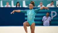 Gymnastique : la championne olympique Rebeca Andrade renonce définitivement à concourir au sol pour préserver sa santé