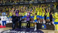 "Un budget qui diminue, ça peut faire mal très vite" : le handball féminin français, entre réussite sportive et fragilité économique