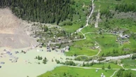 Eurozapping : la vallée du Lötschental inondée après l’éboulement d’un glacier