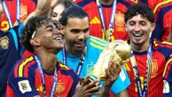 "L'Espagne invincible", pour les médias espagnols, la "fin du rêve" et les larmes de Messi en Argentine, la revue de presse après le sacre de la Roja en Coupe du monde