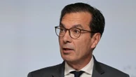 Le Smic va augmenter "autour de 2,4% dès le 1er juin", annonce le ministre du Travail et des Solidarités, Jean-Pierre Farandou