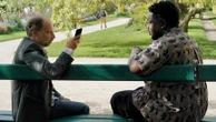 Jeu d'imitateur dans le film "Le Répondeur" où Salif Cissé prête sa voix à Denis Podalydès