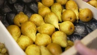 "Une fausse promesse" : les producteurs de poires françaises montent au créneau, dénonçant la concurrence déloyale de produits importés à l'étiquetage trompeur