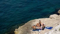 Contre le harcèlement et les violences sexistes et sexuelles, une application pour sécuriser les plages de Marseille