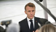 Les drones violant l'espace aérien européen "peuvent être détruits", estime Emmanuel Macron