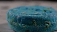 Shampoings solides, crèmes concentrées : faut-il vraiment dire adieu à l’eau ?