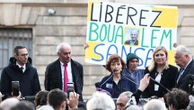 Grâce présidentielle pour Boualem Sansal : "Le gouvernement algérien nous a baladés pendant deux mois", déplore la présidente de son comité de soutien, après une nouvelle déception