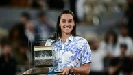 "J'ai rêvé de gagner ici" : l'hommage de Roland-Garros à la retraitée Caroline Garcia