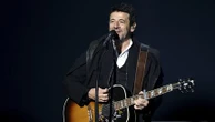 Patrick Bruel accusé de violences sexuelles : plusieurs concerts du chanteur au Québec annulés