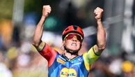 Mads Pedersen s'impose au sprint à Foix sur la 4e étape du Tour de France au terme d'une échappée, le Norvégien Torstein Traeen prend le maillot jaune à Tadej Pogacar