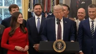 Ecchymoses, chevilles gonflées : la Maison-Blanche rassure sur la santé de Trump