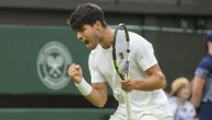 Wimbledon 2025 : Carlos Alcaraz cède un set contre Andrey Rublev mais passe, Aryna Sabalenka qualifiée pour son 11e quart consécutif en Grand Chelem