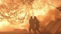 Incendie en Grèce : les feux se multiplient attisés par des vents violents