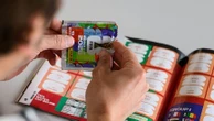 "Ce ne sont plus les enfants qui viennent acheter" : avec la Coupe du monde, les ventes de jouets liés au football explosent chez les adultes