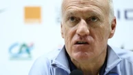 Didier Deschamps annonce "beaucoup de changements" pour affronter l'Azerbaïdjan, dont la première titularisation de Lucas Chevalier en équipe de France