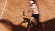 Tennis : à quatre jours de Roland-Garros, Alexandre Müller crée la sensation en éliminant le n°3 mondial Alexander Zverev au tournoi d'Hambourg
