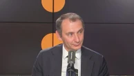 Censure du gouvernement Bayrou, présidentielle 2027... Le "8h30 franceinfo" de Laurent Jacobelli