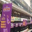 "Réemployer" plutôt que recycler : la consigne sur les bouteilles en verre testée depuis quatre mois dans des supermarchés