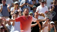 "C'est dur, je n'ai pas envie de vous dire au revoir"... Stan Wawrinka débordé par l'émotion après son dernier match à Roland-Garros