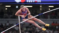Mondiaux d'athlétisme : l'Américaine Katie Moon conserve encore la médaille d'or à la perche après un concours spectaculaire