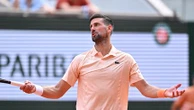 Roland-Garros 2026 : Novak Djokovic sorti dès le 3e tour par le Brésilien Joao Fonseca au terme d'un énorme combat en cinq sets