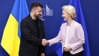Guerre en Ukraine : "Les frontières internationales ne peuvent être modifiées par la force", déclare Ursula von der Leyen aux côtés de Volodymyr Zelensky