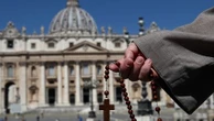 "Nous ne pouvons pas rester dans nos sacristies comme si rien ne se passait dehors" : 500 prêtres italiens s'engagent "contre le génocide" à Gaza